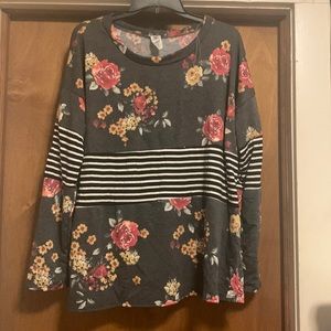 Long sleeve top